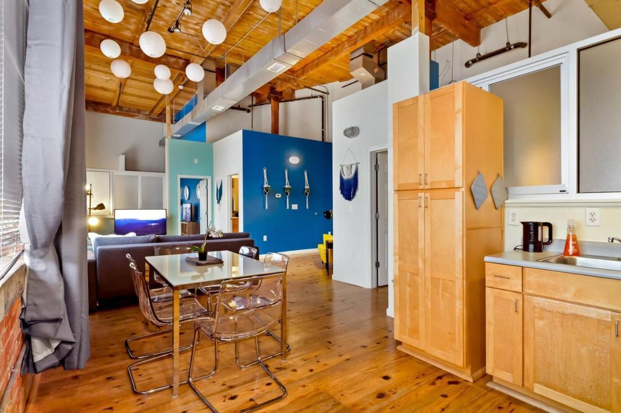 Appartement Trifecta Historic Brick 2Br Getaway Superhost à Durham Extérieur photo